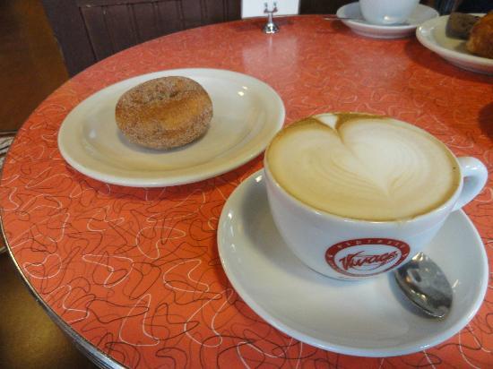 Espresso Vivace Alley 24